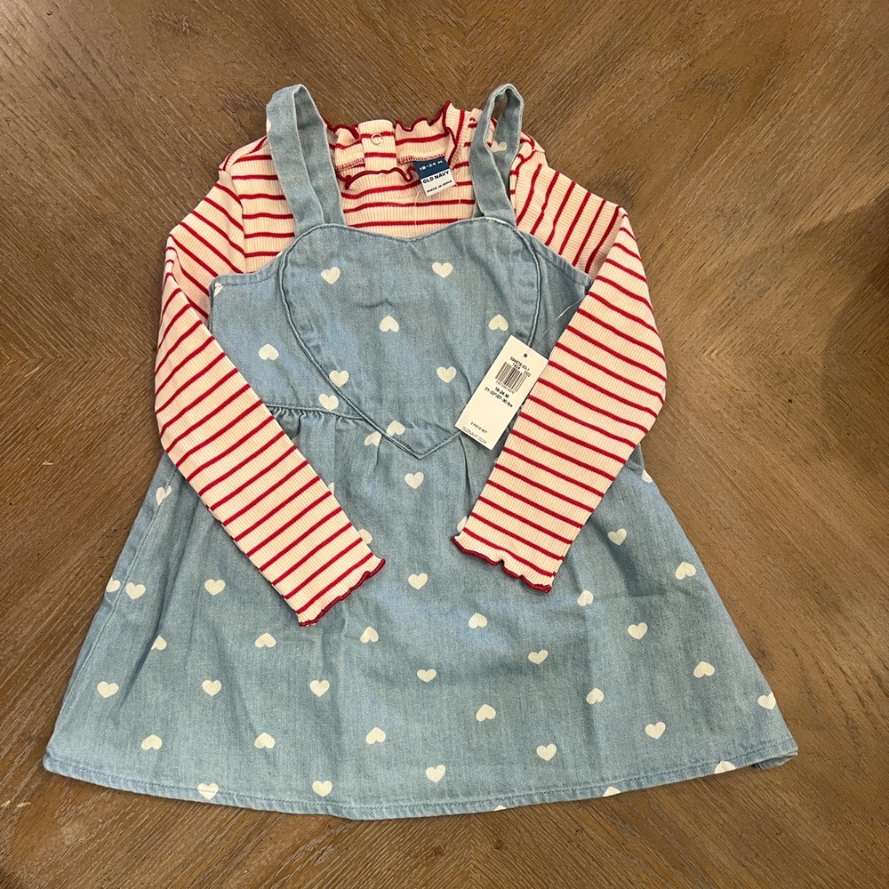 NWT~Old Navy 2 piece dress. Size 18-24 months.